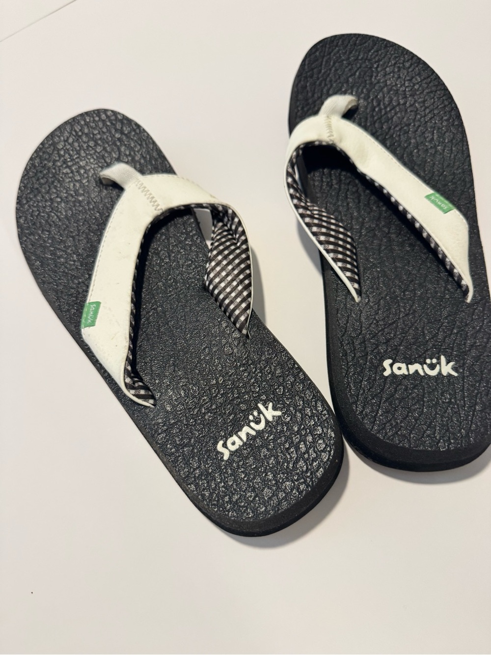Sanuk Black Footbed Flip Flops with White Straps